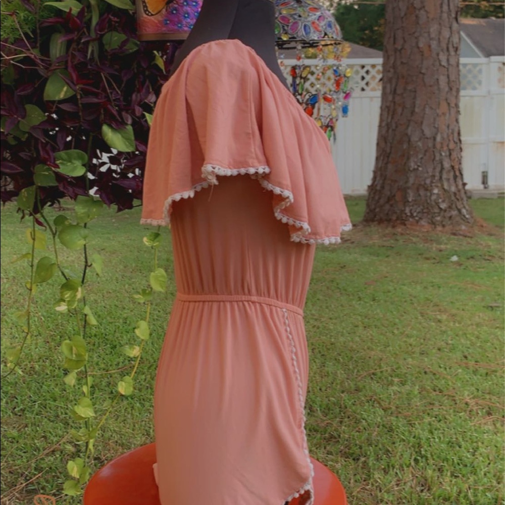 Pink romper - Picture 2 of 2